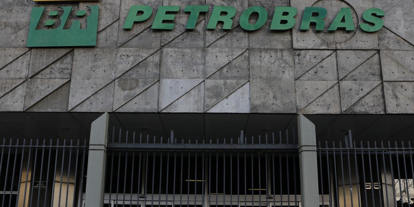 Petrobras contribuiu com 7% da arrecadação total do país em 2024